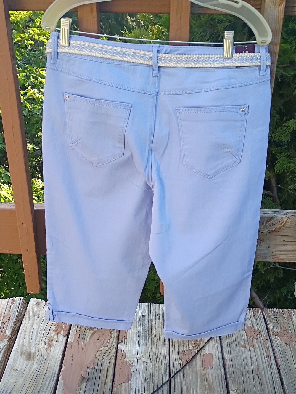 Gloria Vanderbilt Belted Blue Cropped Cuffed Jeans/Pants sz 12 NEW - Picture 2 of 9